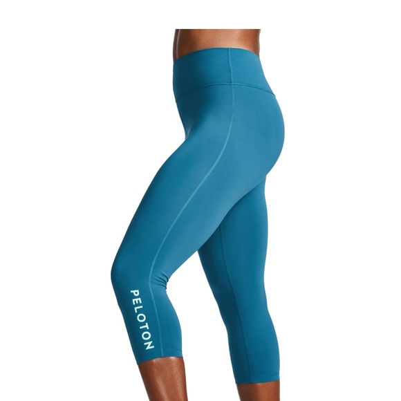 Peloton Pants - Peloton- Essential Capri-Sz M